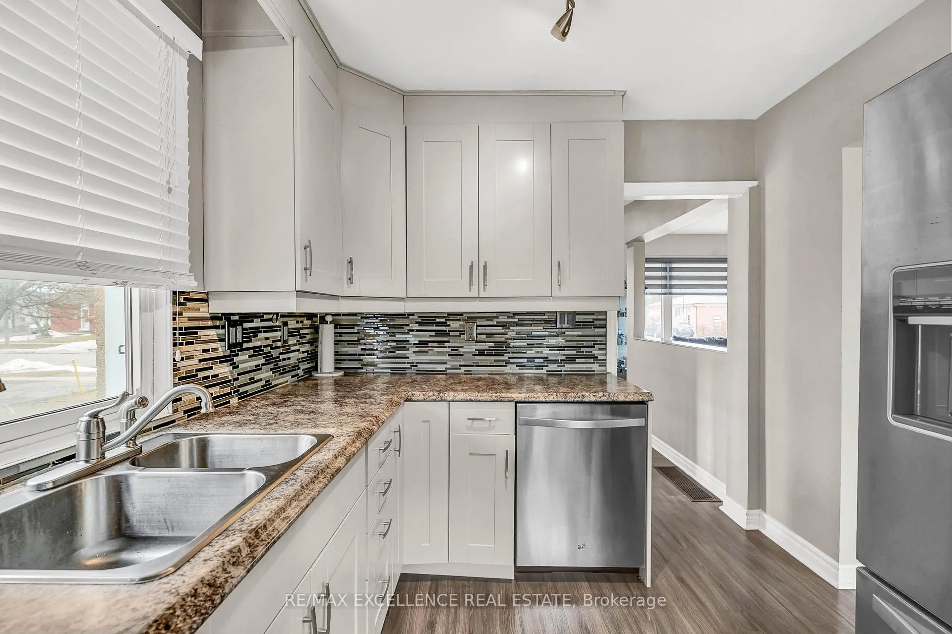 Photo 13 of 231 Rosedale Drive, Whitby, Downtown Whitby — HOMEH