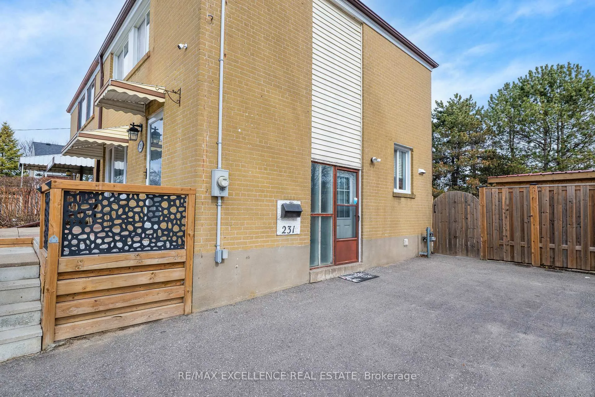 Photo 28 of 231 Rosedale Drive, Whitby, Downtown Whitby — HOMEH