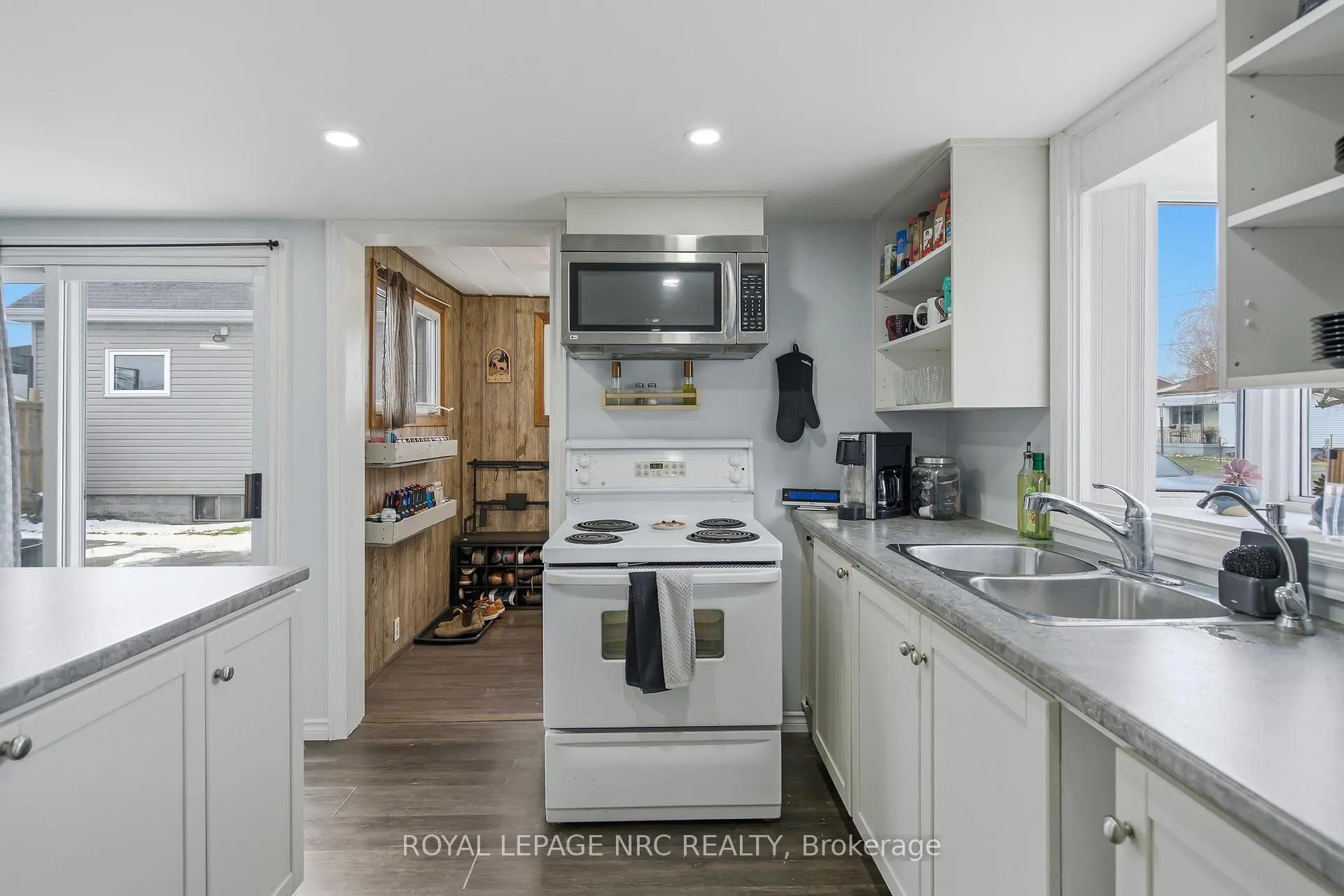 Photo 6 of 507 Harriet Street, Welland, Lincoln/Crowland — HOMEH