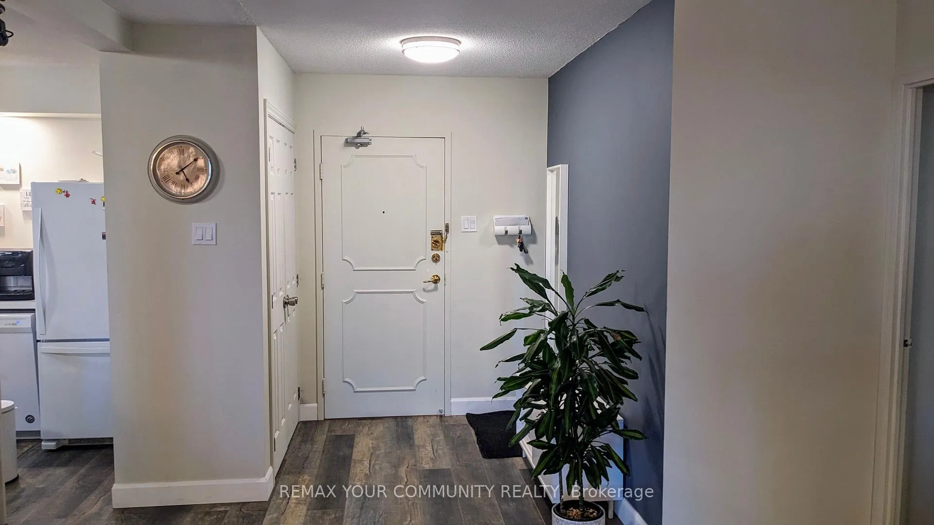 Photo 7 of Unit 901, 8111 Yonge Street, Markham, Royal Orchard — HOMEH