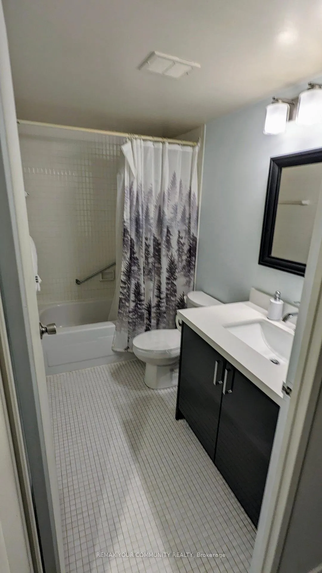 Photo 24 of Unit 901, 8111 Yonge Street, Markham, Royal Orchard — HOMEH