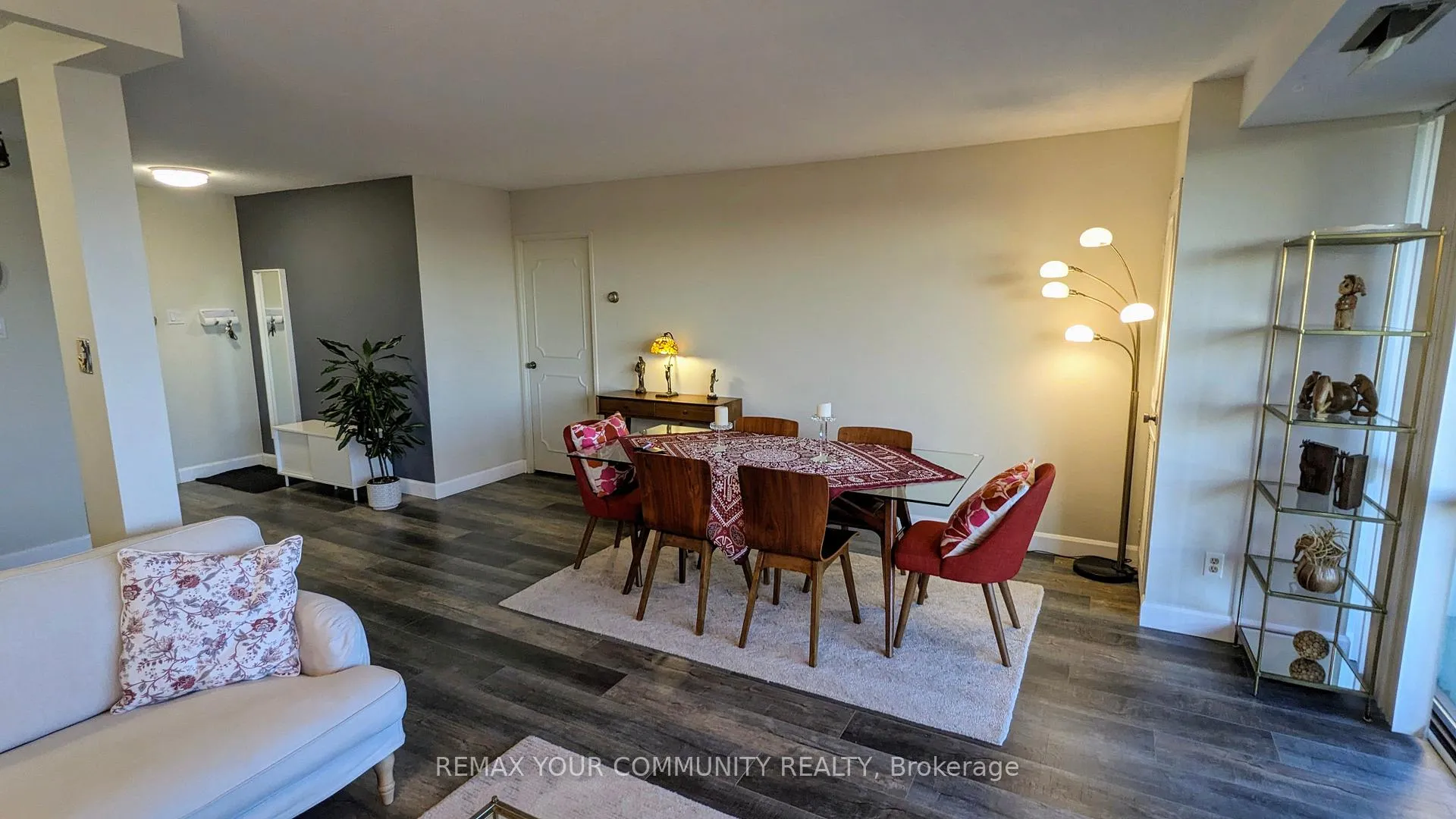 Photo 28 of Unit 901, 8111 Yonge Street, Markham, Royal Orchard — HOMEH