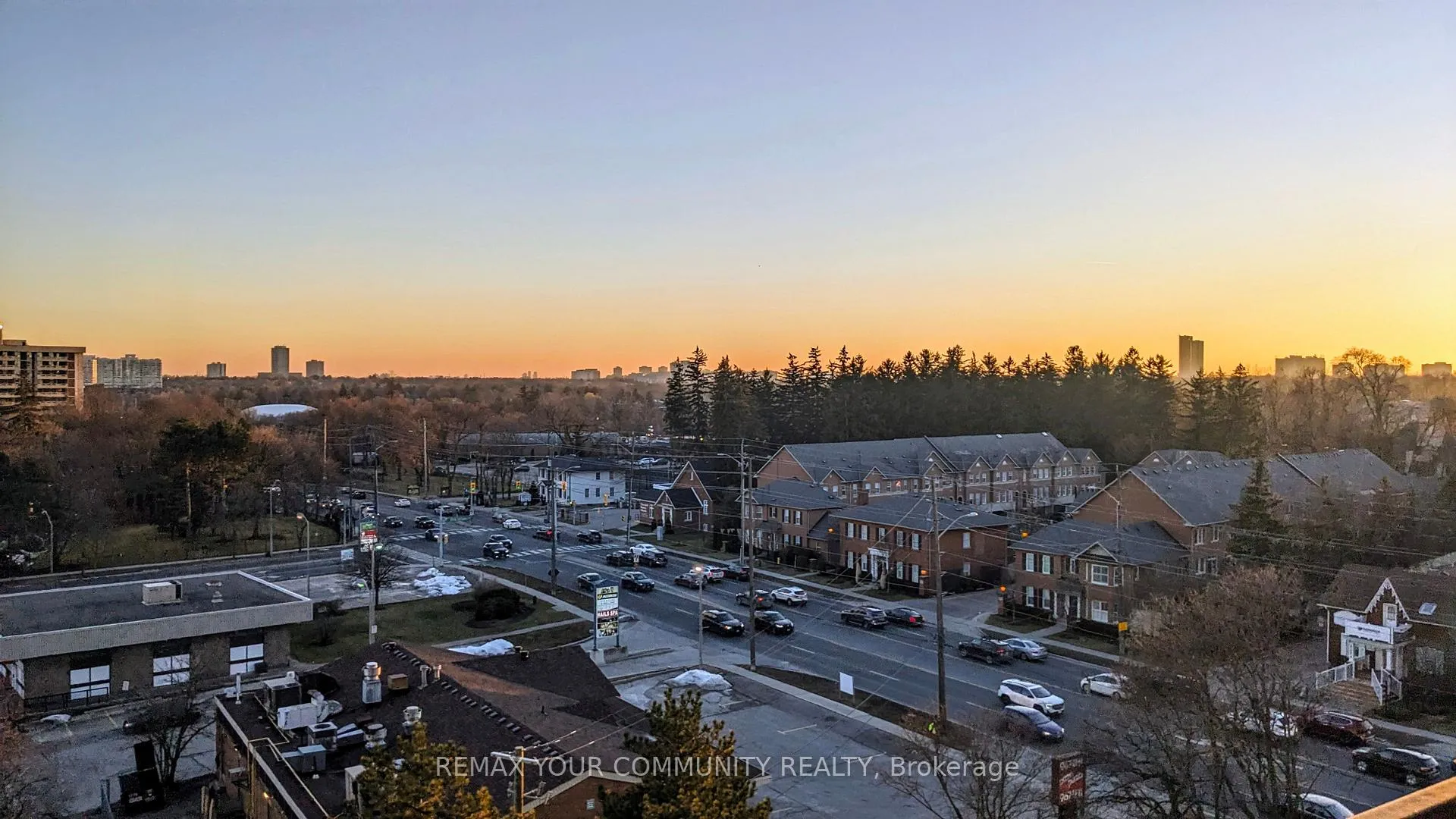 Photo 30 of Unit 901, 8111 Yonge Street, Markham, Royal Orchard — HOMEH