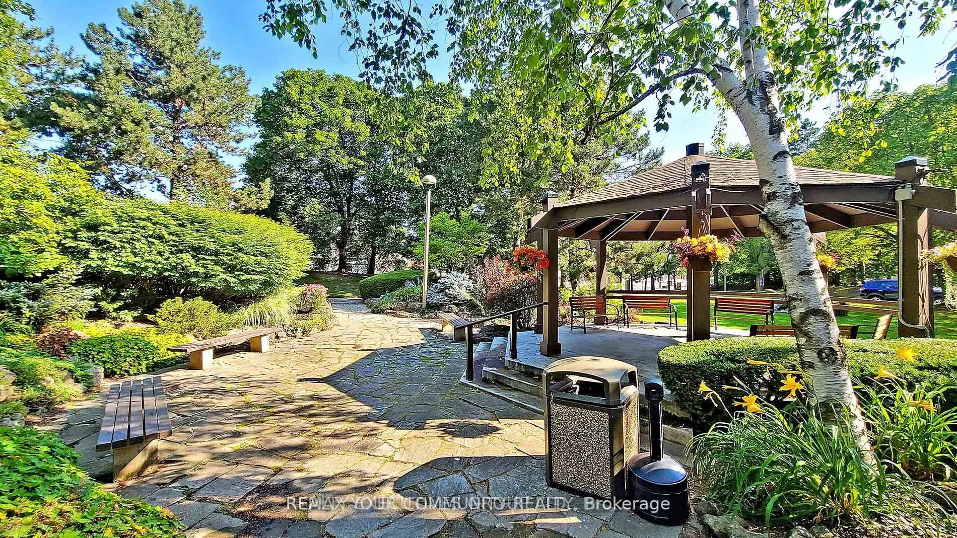 Photo 41 of Unit 901, 8111 Yonge Street, Markham, Royal Orchard — HOMEH