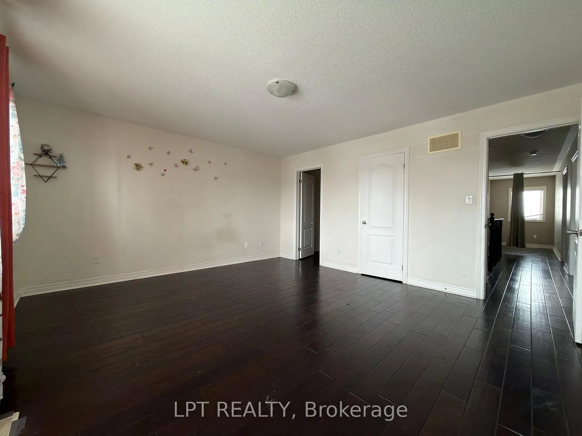 Photo 11 of 31 Denali Crescent, Brampton, Bram East — HOMEH