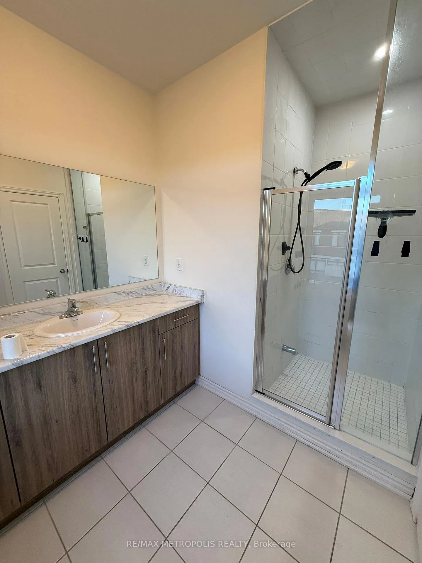 Photo 6 of 508 Danks Ridge Drive, Ajax, South East — HOMEH