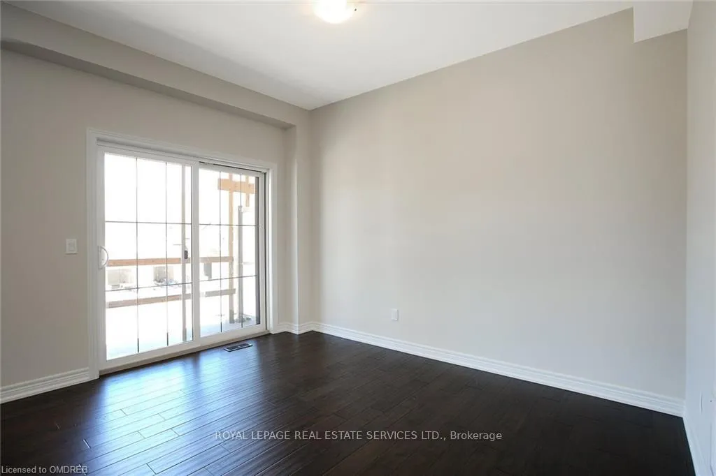 Photo 7 of 2307 Natasha Circle, Oakville, Bronte Creek — HOMEH
