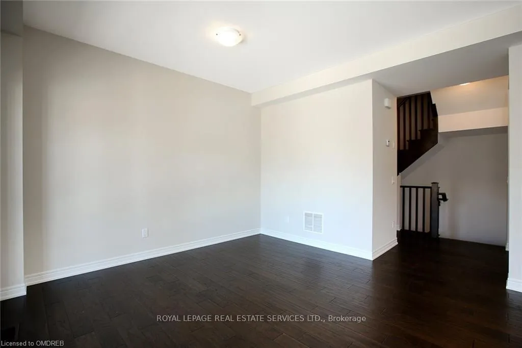 Photo 8 of 2307 Natasha Circle, Oakville, Bronte Creek — HOMEH