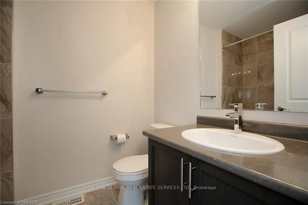 Photo 19 of 2307 Natasha Circle, Oakville, Bronte Creek — HOMEH