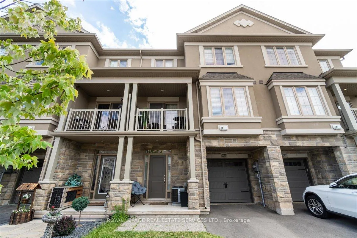 Photo 23 of 2307 Natasha Circle, Oakville, Bronte Creek — HOMEH