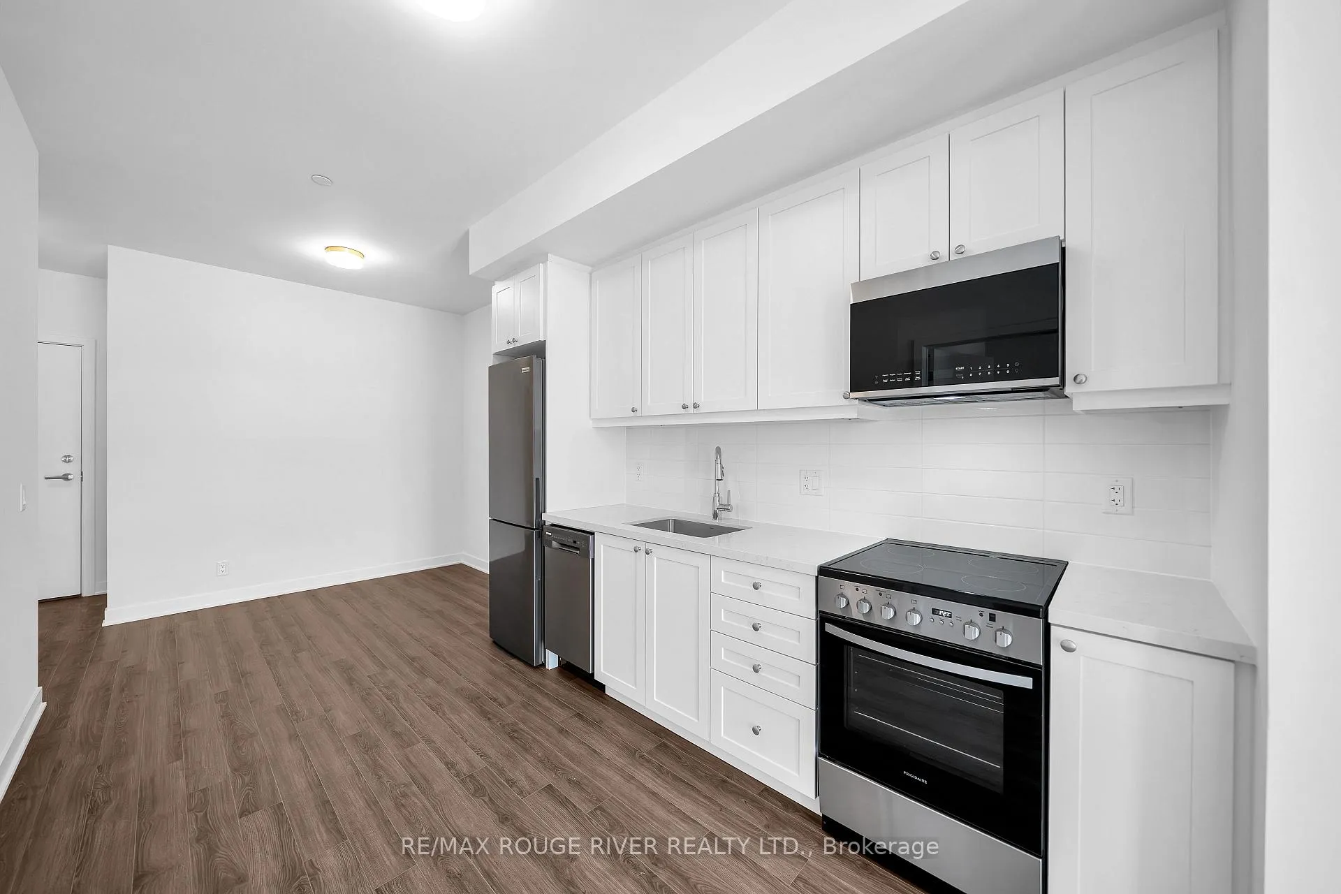 Photo 6 of Unit 624, 51 Clarington Boulevard, Clarington, Bowmanville — HOMEH