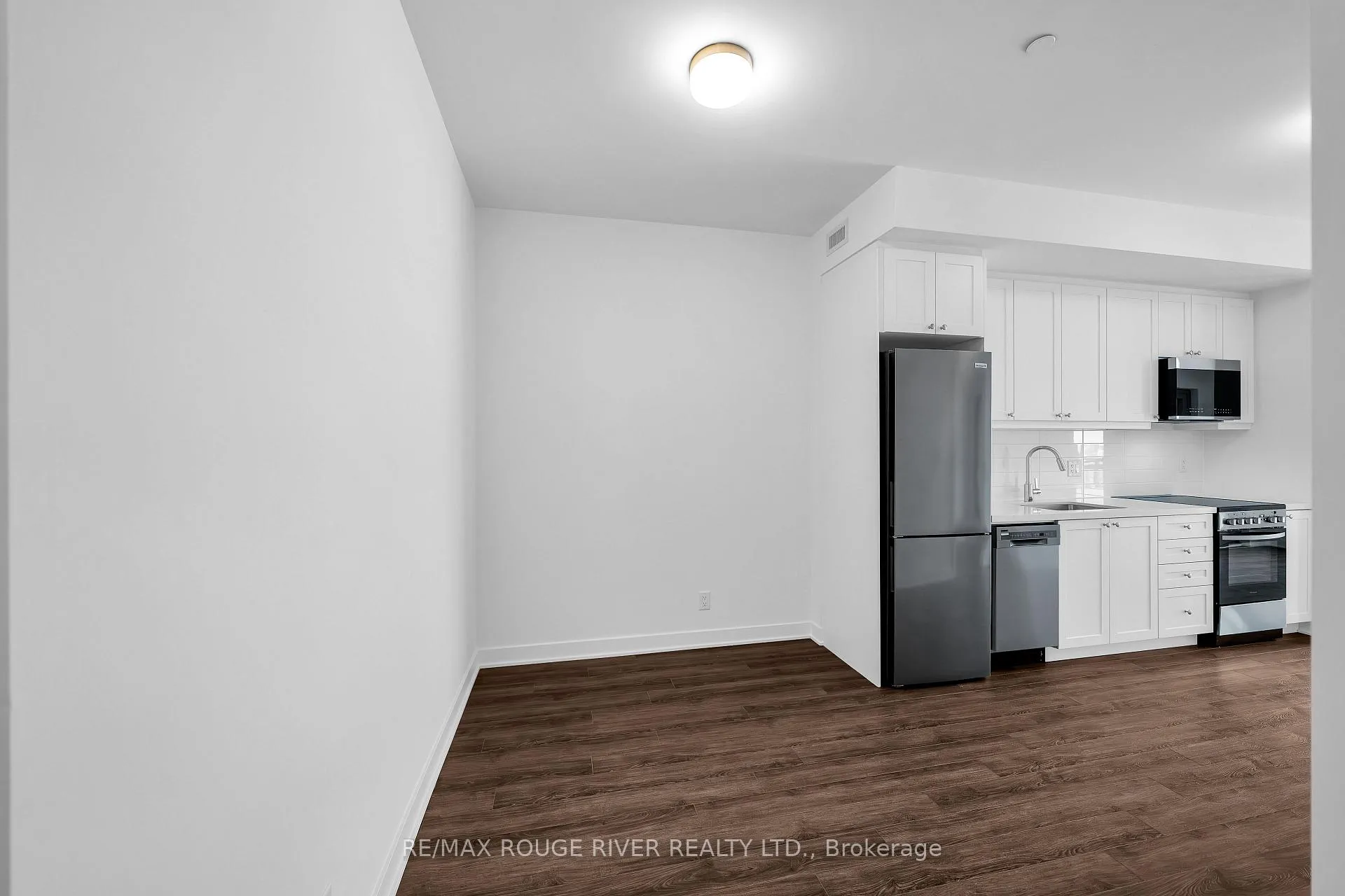 Photo 9 of Unit 624, 51 Clarington Boulevard, Clarington, Bowmanville — HOMEH