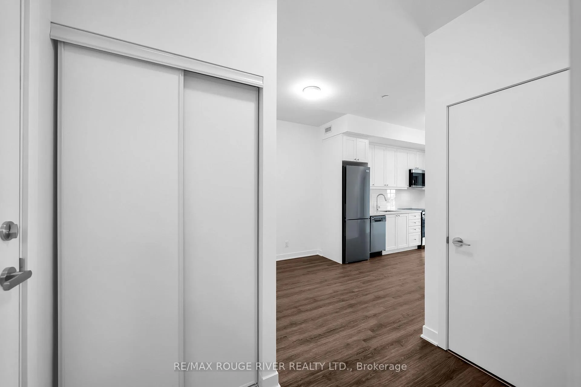 Photo 12 of Unit 624, 51 Clarington Boulevard, Clarington, Bowmanville — HOMEH