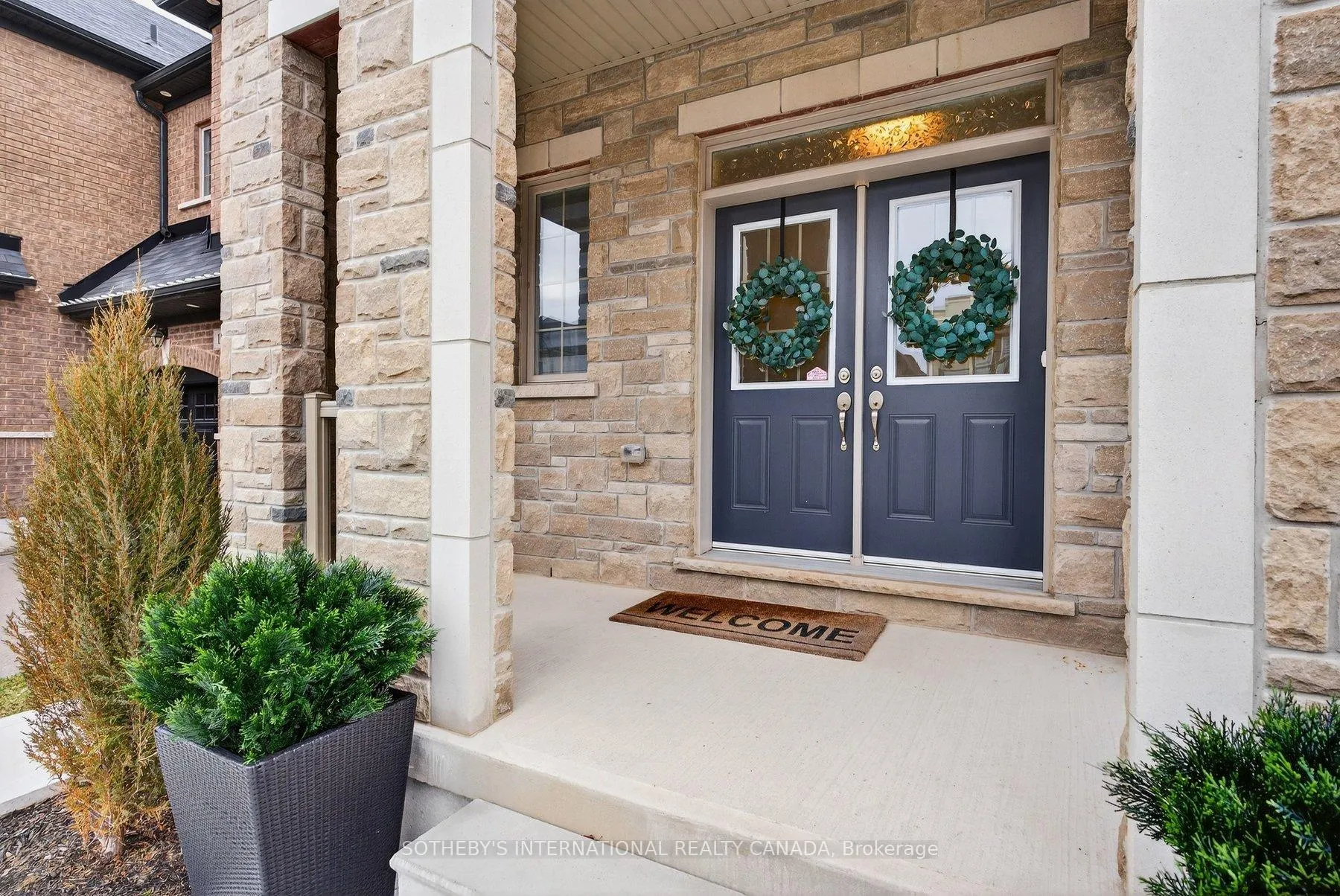 Photo 3 of 115 Avanti Crescent, Hamilton, Waterdown — HOMEH