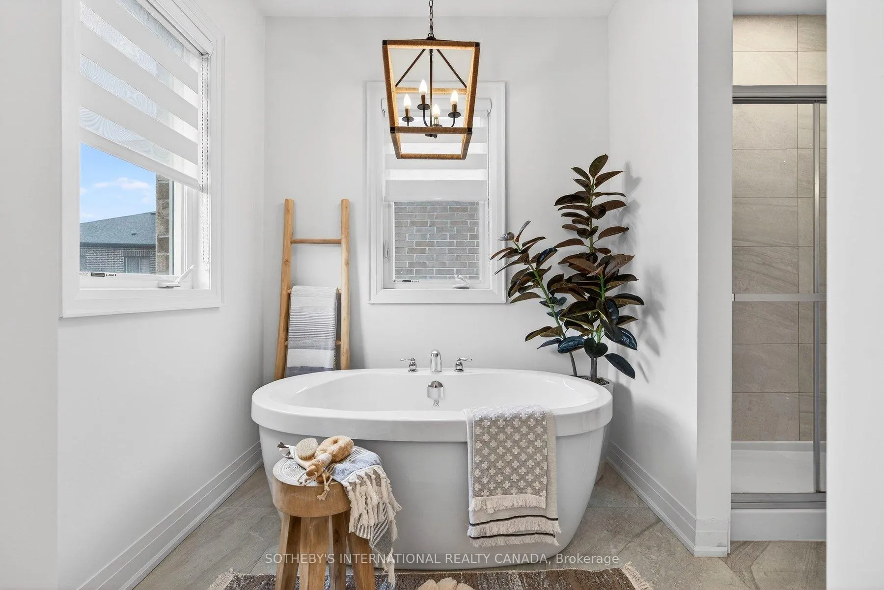 Photo 22 of 115 Avanti Crescent, Hamilton, Waterdown — HOMEH