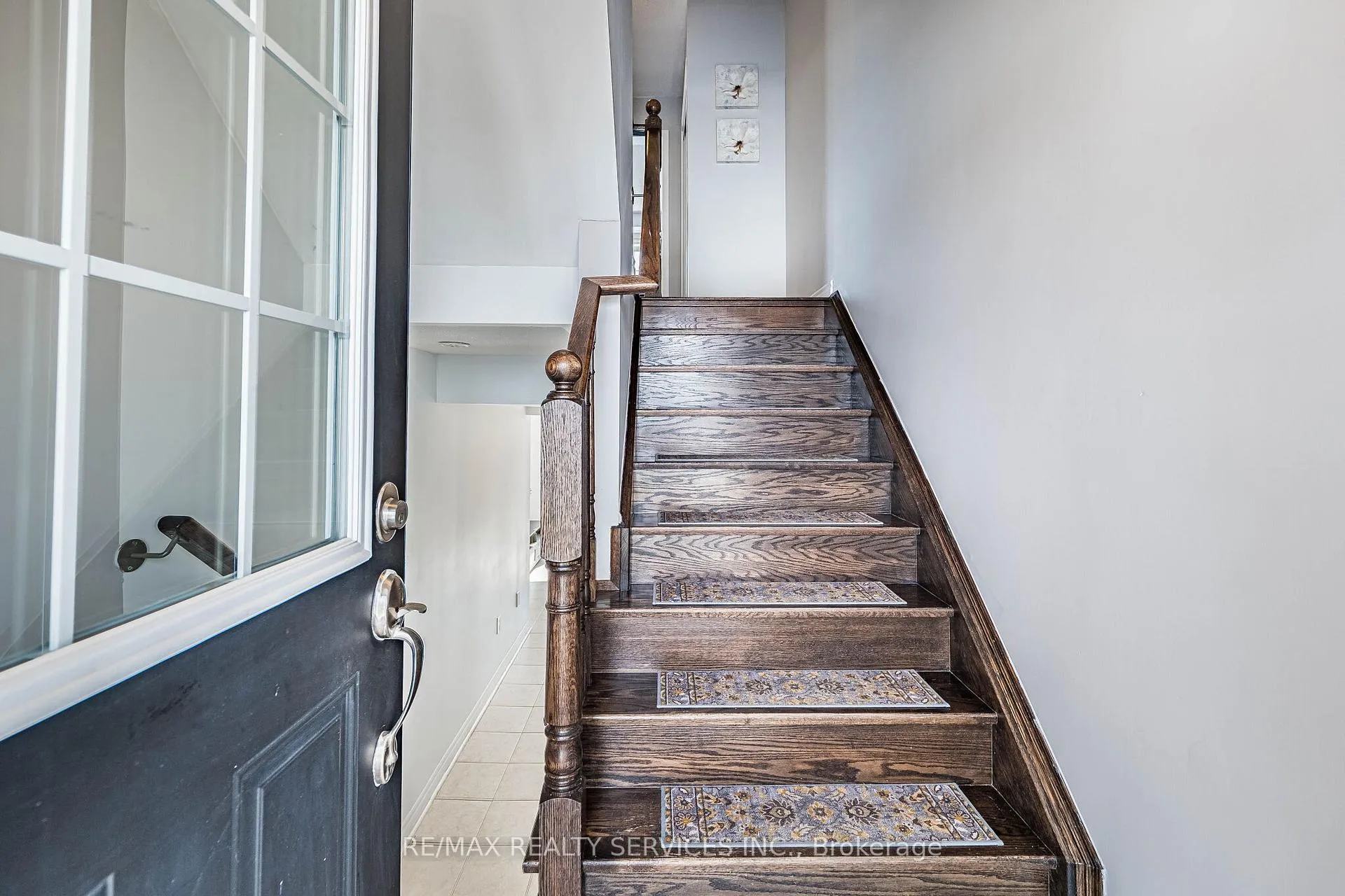 Photo 6 of 44 Bannister Crescent, Brampton, Northwest Brampton — HOMEH