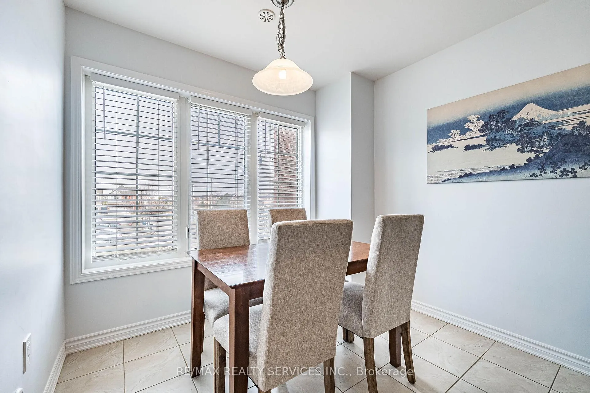 Photo 20 of 44 Bannister Crescent, Brampton, Northwest Brampton — HOMEH