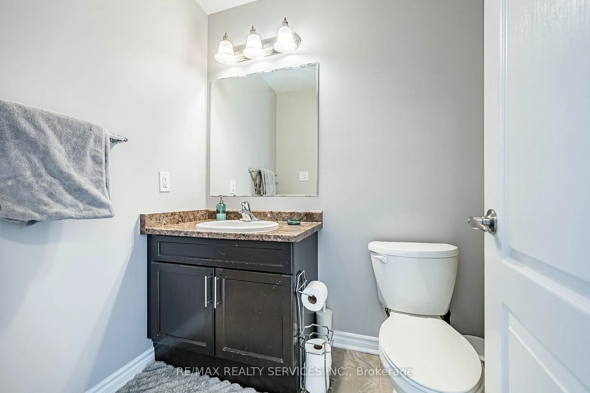 Photo 26 of 44 Bannister Crescent, Brampton, Northwest Brampton — HOMEH