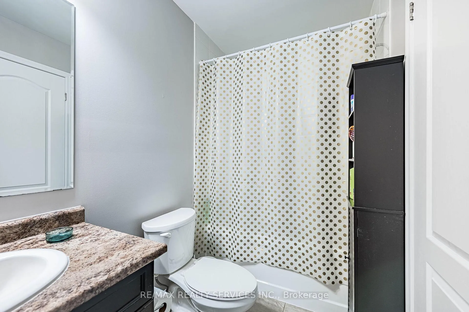 Photo 27 of 44 Bannister Crescent, Brampton, Northwest Brampton — HOMEH