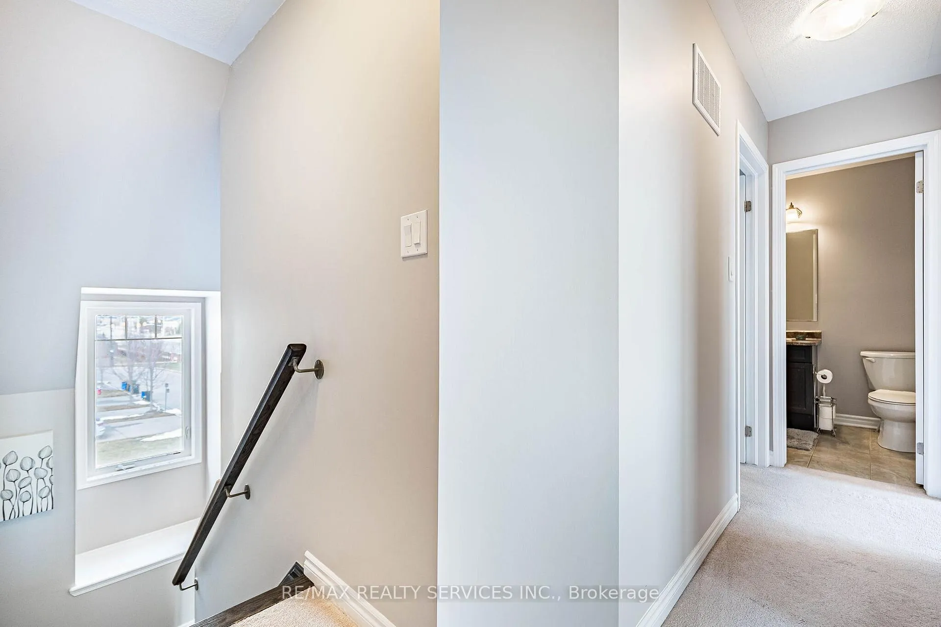 Photo 28 of 44 Bannister Crescent, Brampton, Northwest Brampton — HOMEH