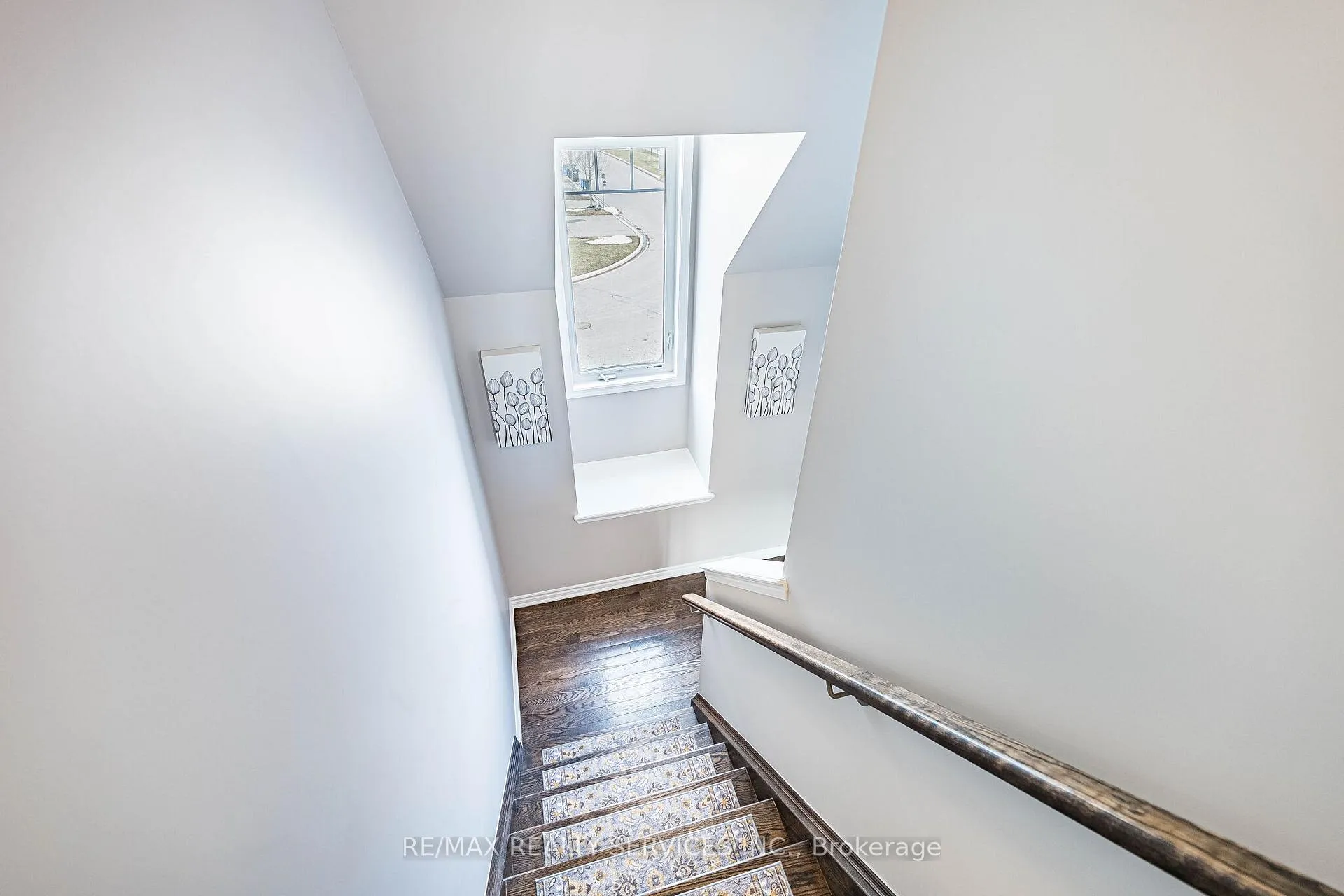 Photo 29 of 44 Bannister Crescent, Brampton, Northwest Brampton — HOMEH