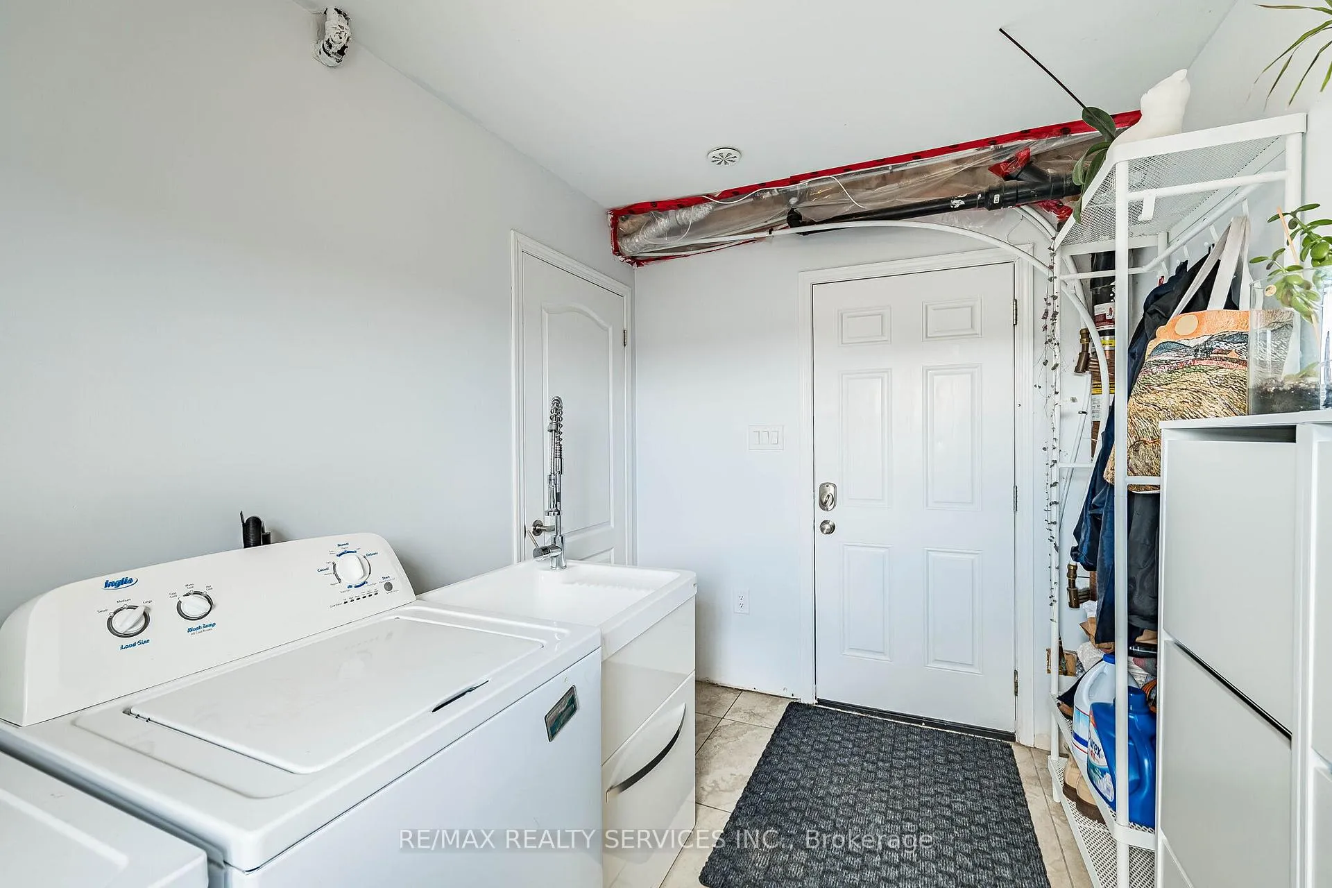 Photo 35 of 44 Bannister Crescent, Brampton, Northwest Brampton — HOMEH