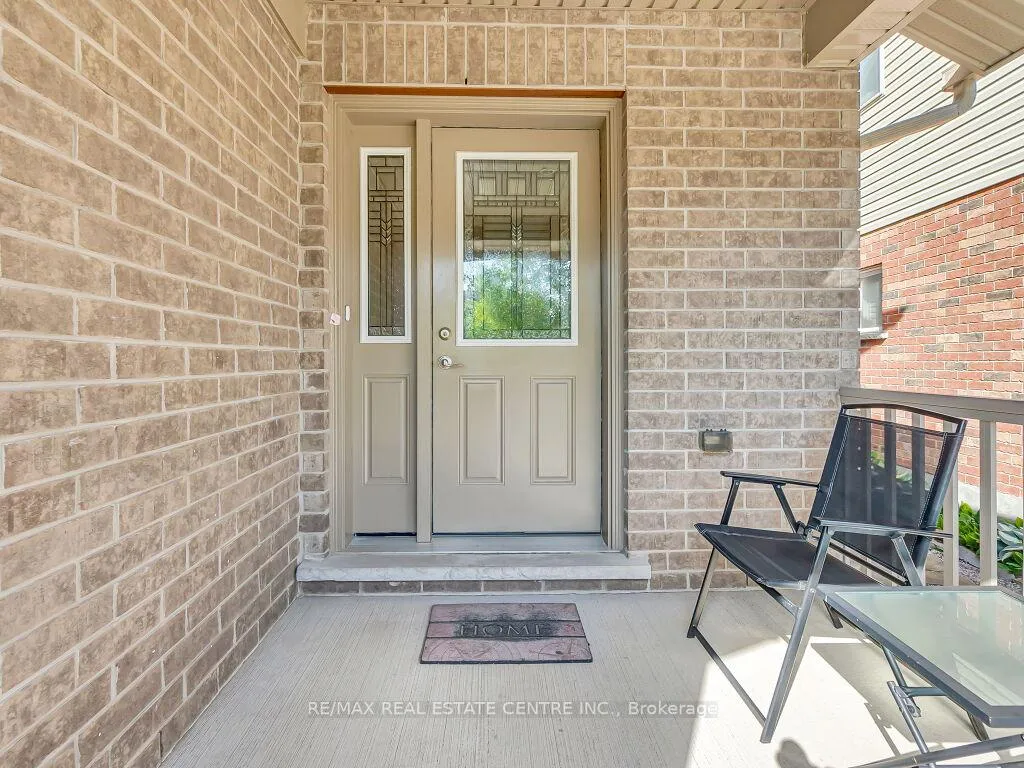 Photo 4 of 269 Goodwin Drive, Guelph, Pineridge/Westminster Woods — HOMEH