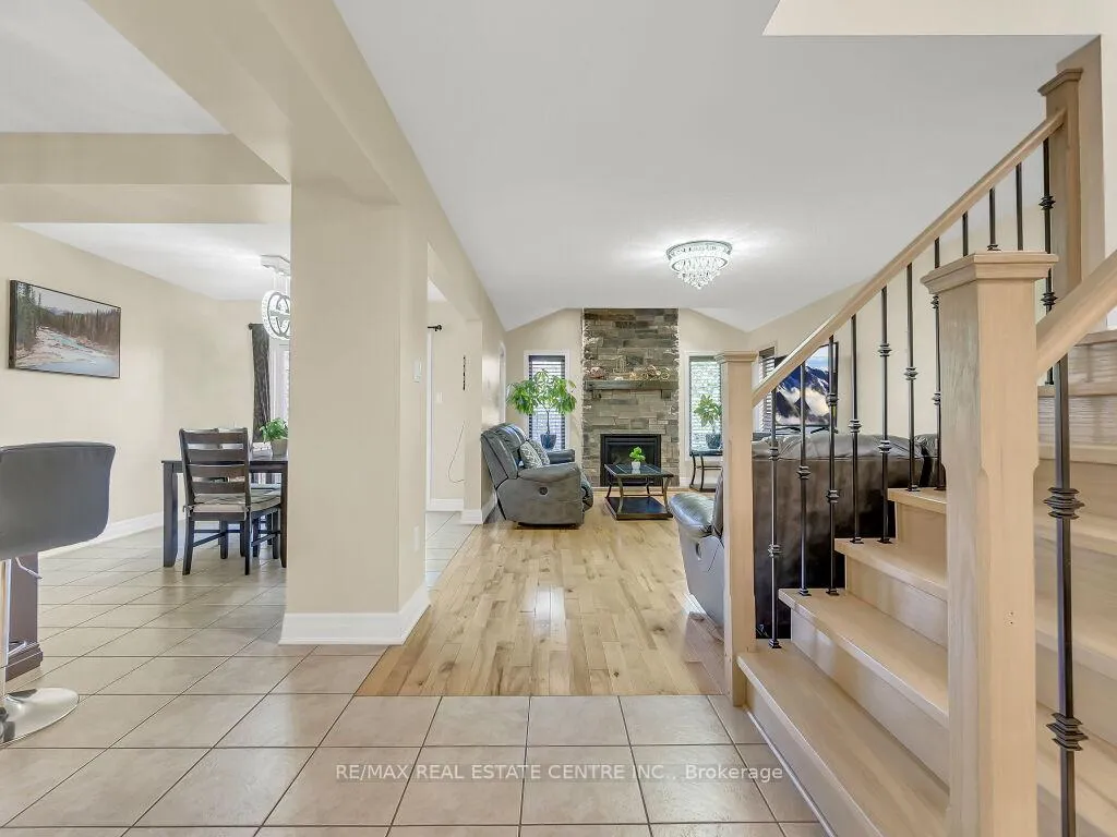 Photo 7 of 269 Goodwin Drive, Guelph, Pineridge/Westminster Woods — HOMEH