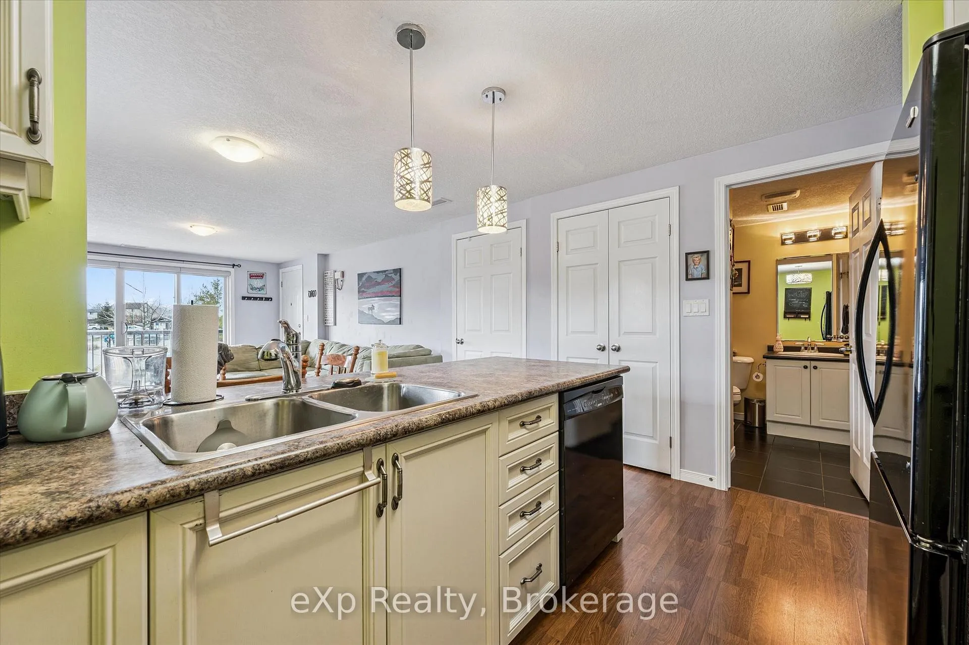 Photo 15 of Unit 87, 35 Mountford Drive, Guelph, Grange Road — HOMEH