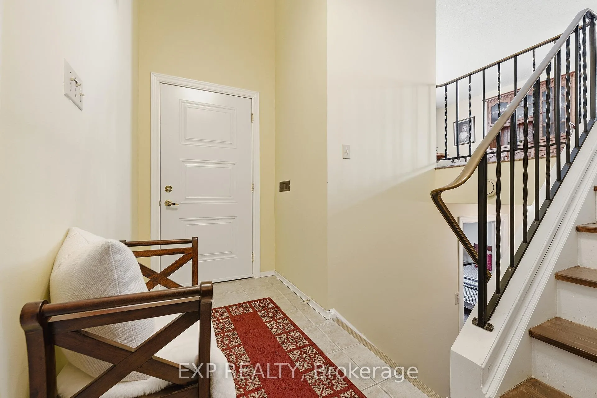 Photo 5 of 43 Ripley Crescent, Kitchener — HOMEH