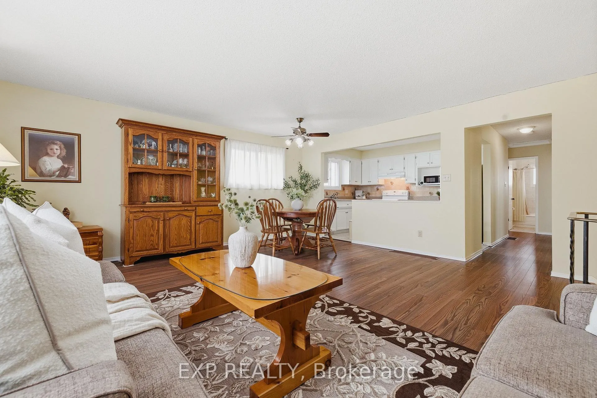 Photo 7 of 43 Ripley Crescent, Kitchener — HOMEH