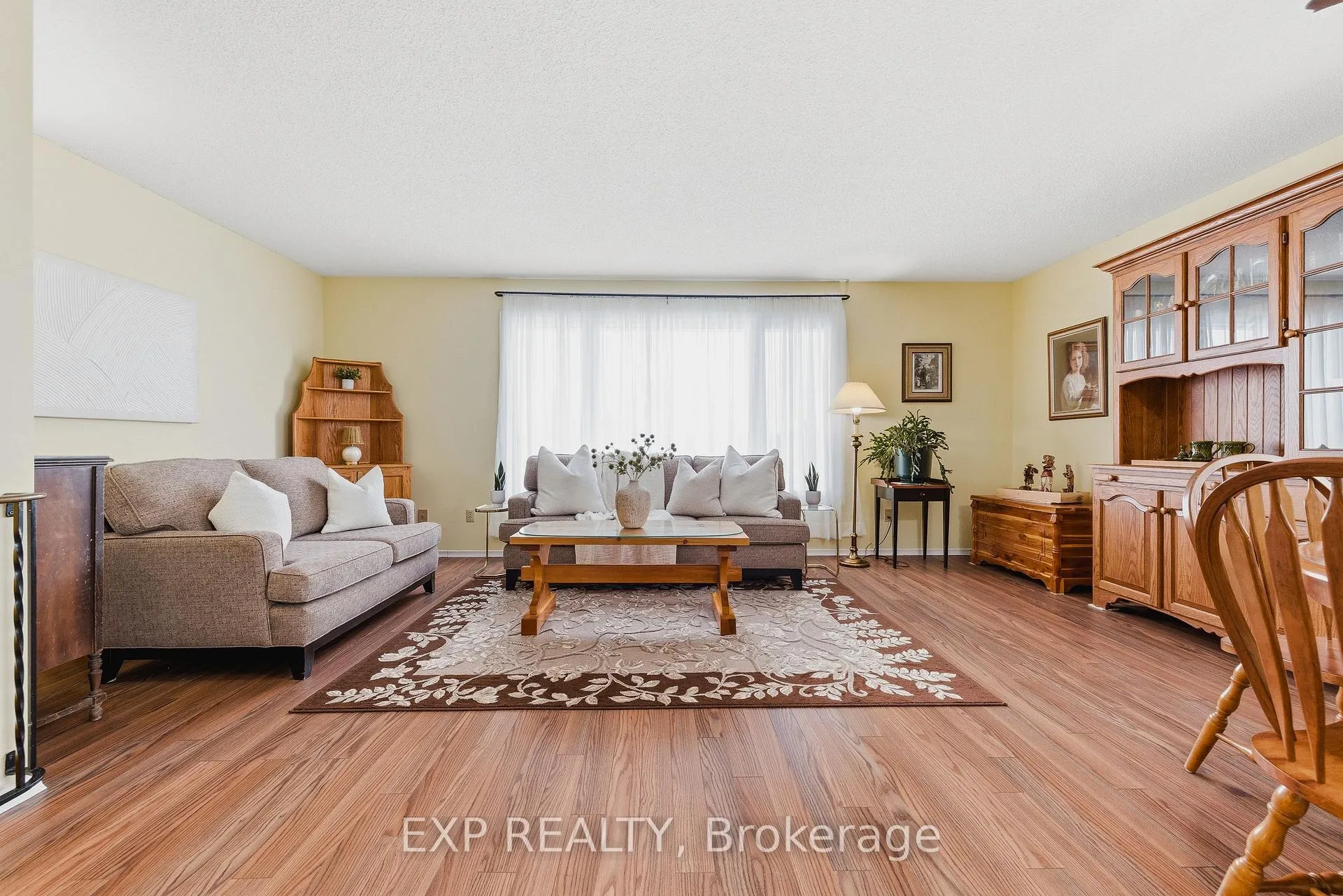Photo 14 of 43 Ripley Crescent, Kitchener — HOMEH