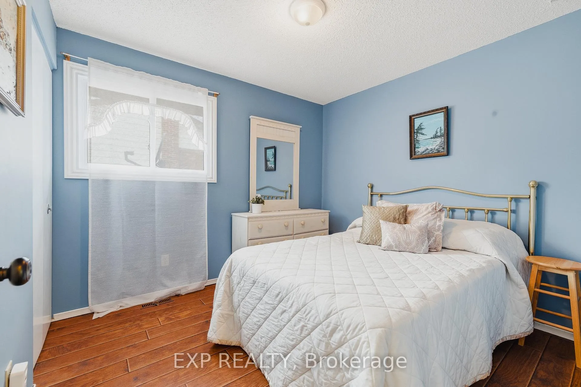 Photo 16 of 43 Ripley Crescent, Kitchener — HOMEH