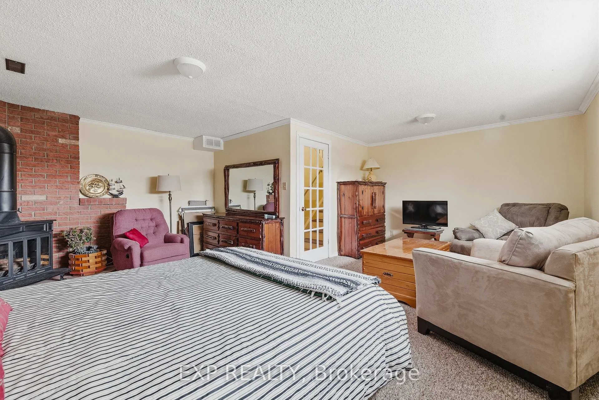 Photo 27 of 43 Ripley Crescent, Kitchener — HOMEH