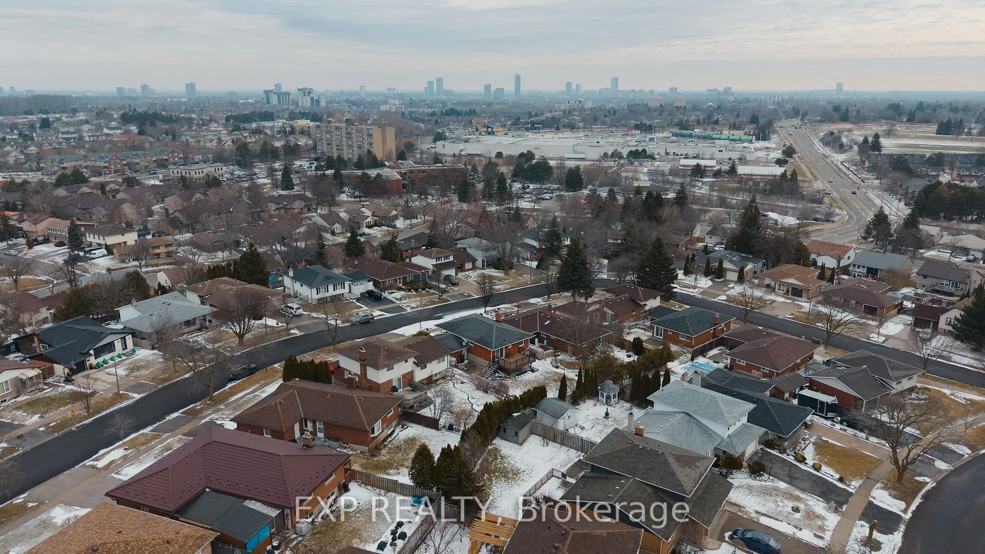 Photo 33 of 43 Ripley Crescent, Kitchener — HOMEH