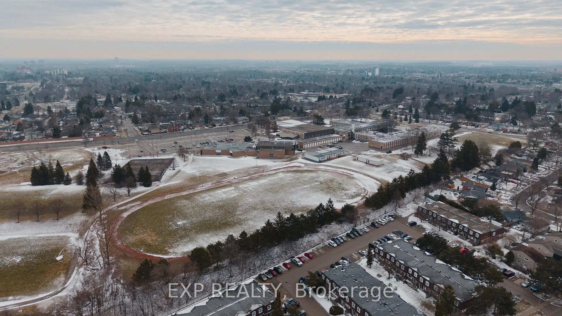 Photo 34 of 43 Ripley Crescent, Kitchener — HOMEH