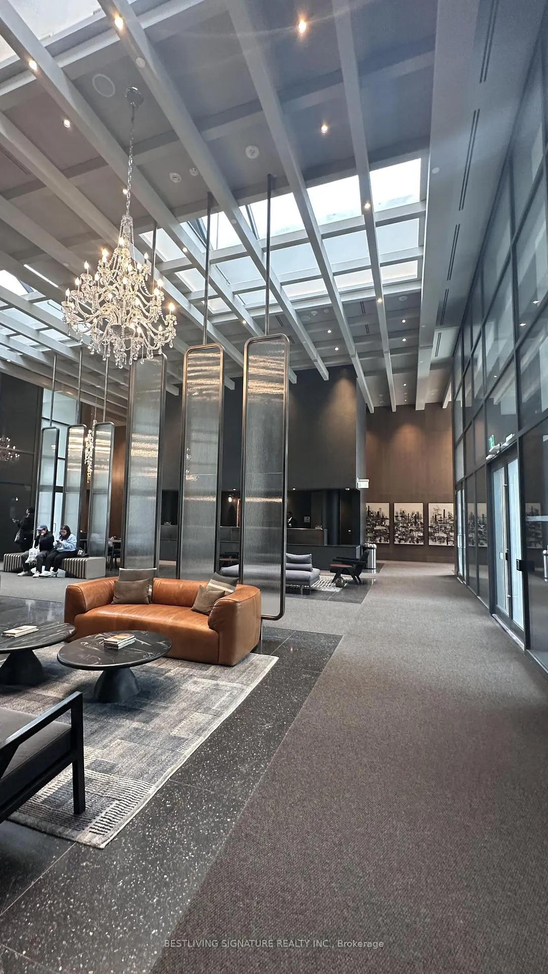 Photo 2 of Unit 4911, 8 Interchange Way, Vaughan, Vaughan Corporate Centre — HOMEH