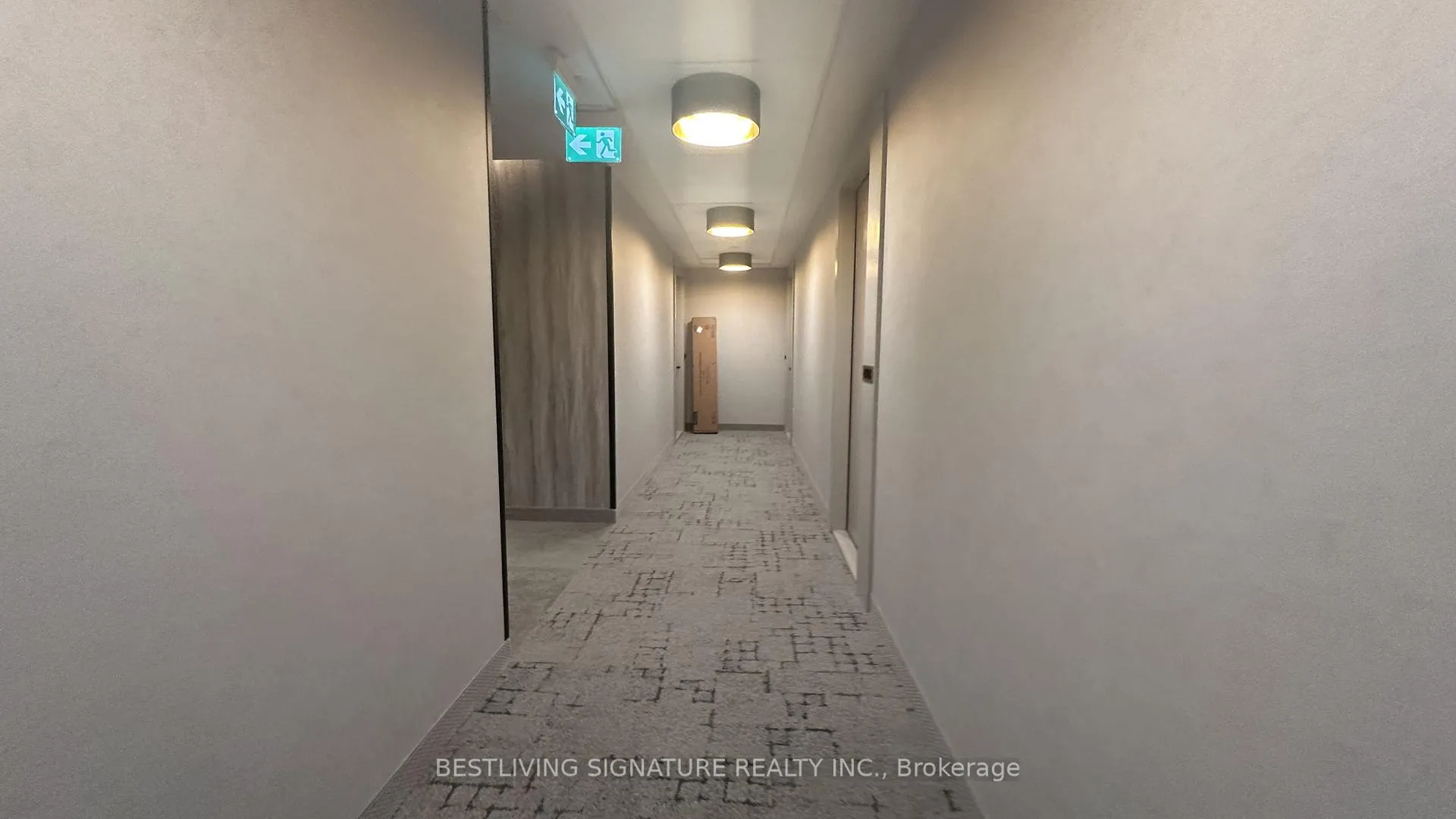 Photo 5 of Unit 4911, 8 Interchange Way, Vaughan, Vaughan Corporate Centre — HOMEH