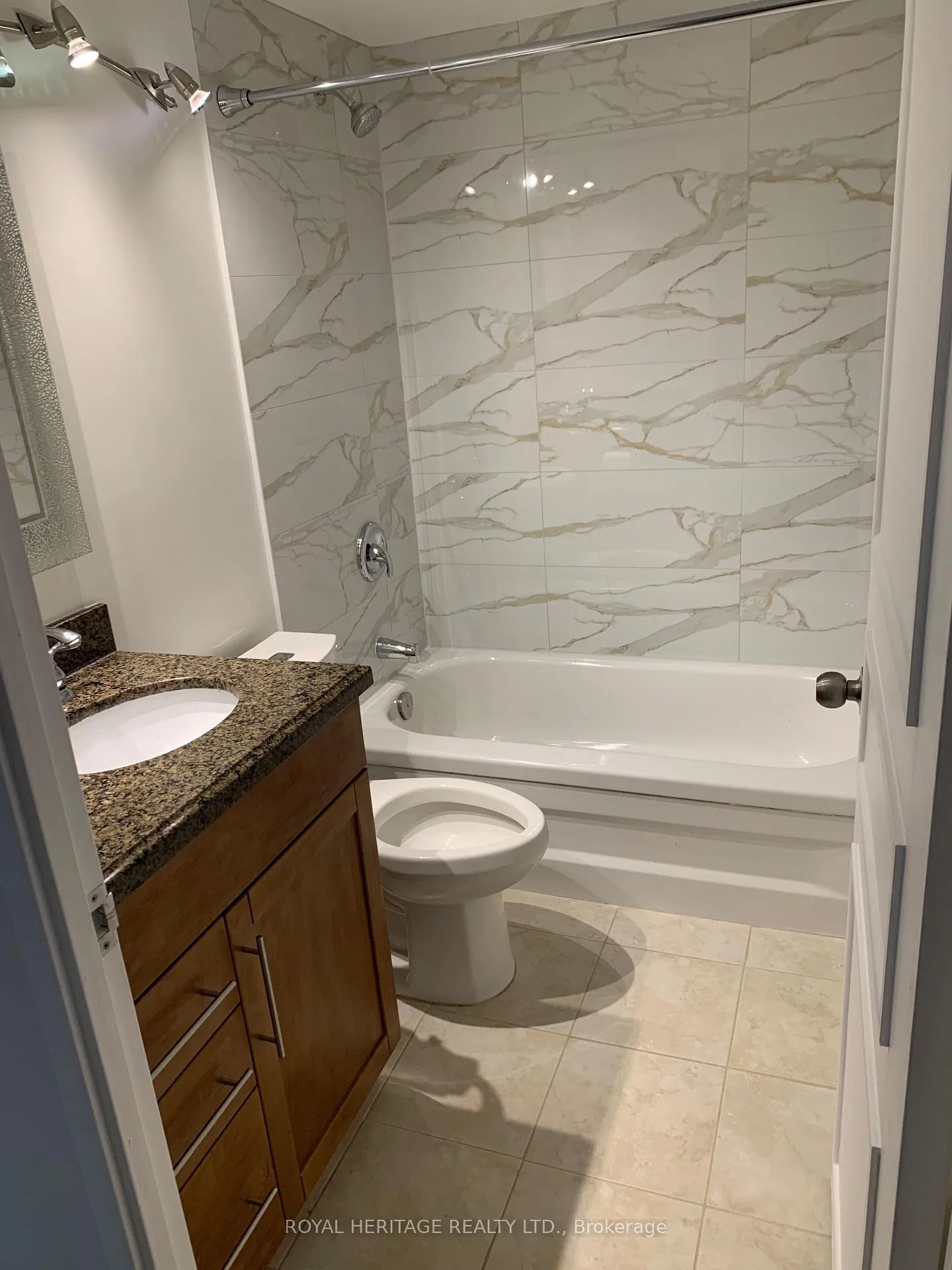 Photo 10 of Unit 1110, 270 Scarlett Road, Toronto, Rockcliffe-Smythe — HOMEH