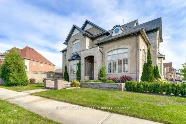 Photo 2 of Unit #upper, 51 Degrey Drive, Brampton, Gore Industrial South — HOMEH
