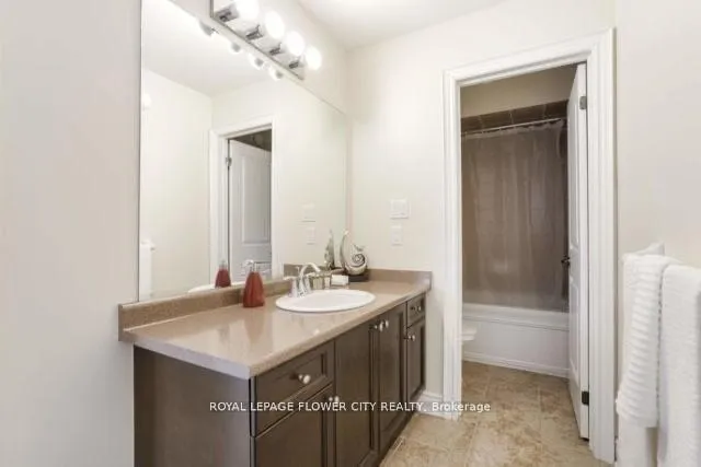 Photo 30 of Unit #upper, 51 Degrey Drive, Brampton, Gore Industrial South — HOMEH