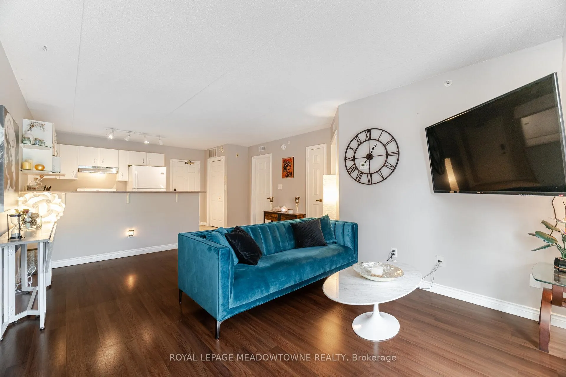 Photo 15 of Unit 209, 4005 Kilmer Drive, Burlington, Tansley — HOMEH