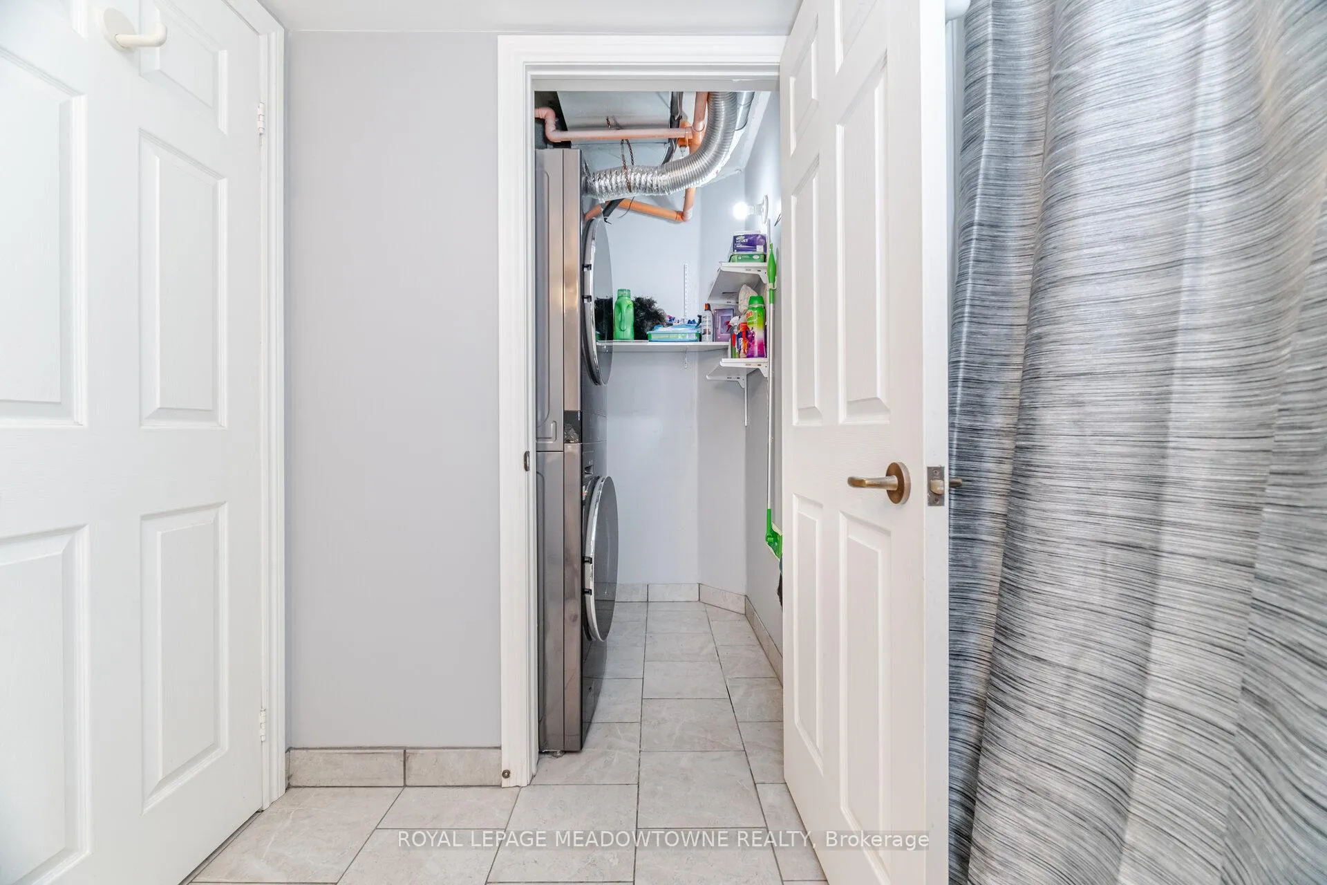 Photo 29 of Unit 209, 4005 Kilmer Drive, Burlington, Tansley — HOMEH