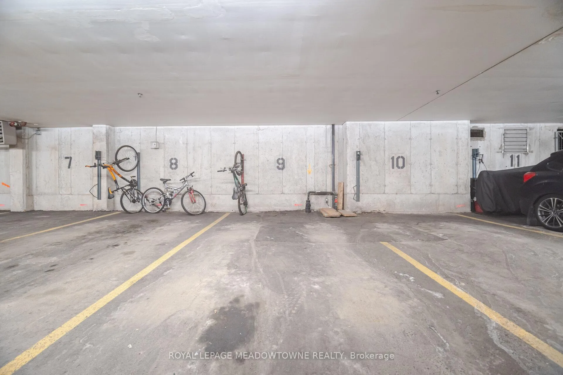 Photo 33 of Unit 209, 4005 Kilmer Drive, Burlington, Tansley — HOMEH