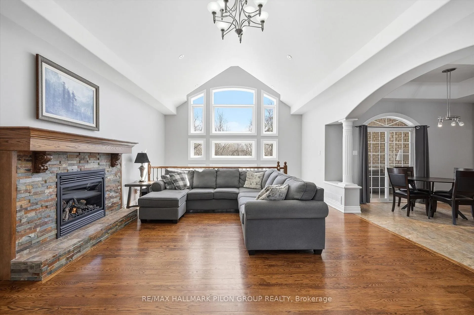 Photo 3 of 6692 Pebble Trail Way, Ottawa, Greely — HOMEH