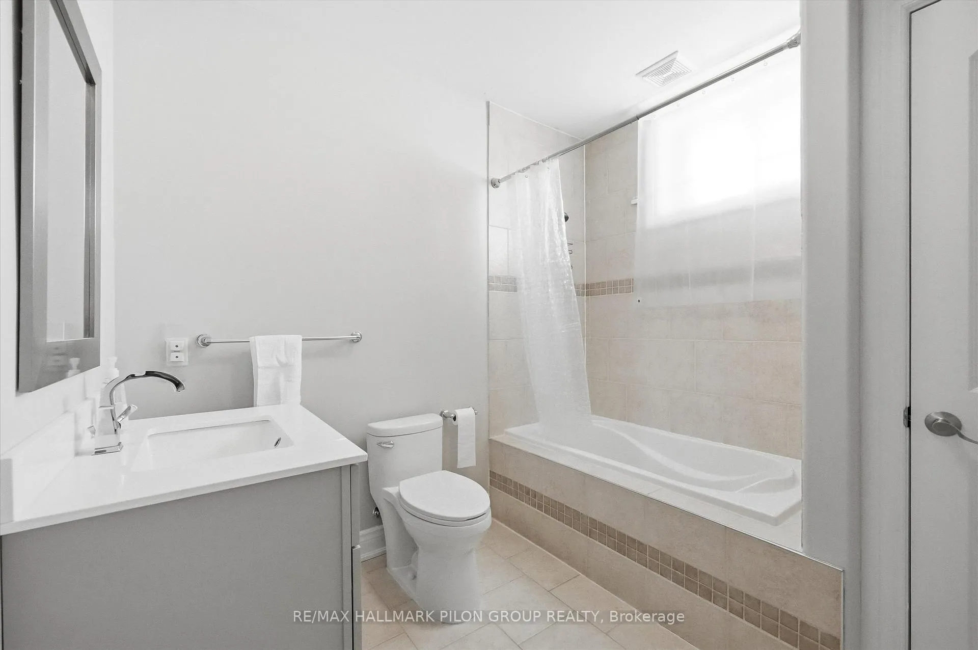 Photo 27 of 6692 Pebble Trail Way, Ottawa, Greely — HOMEH