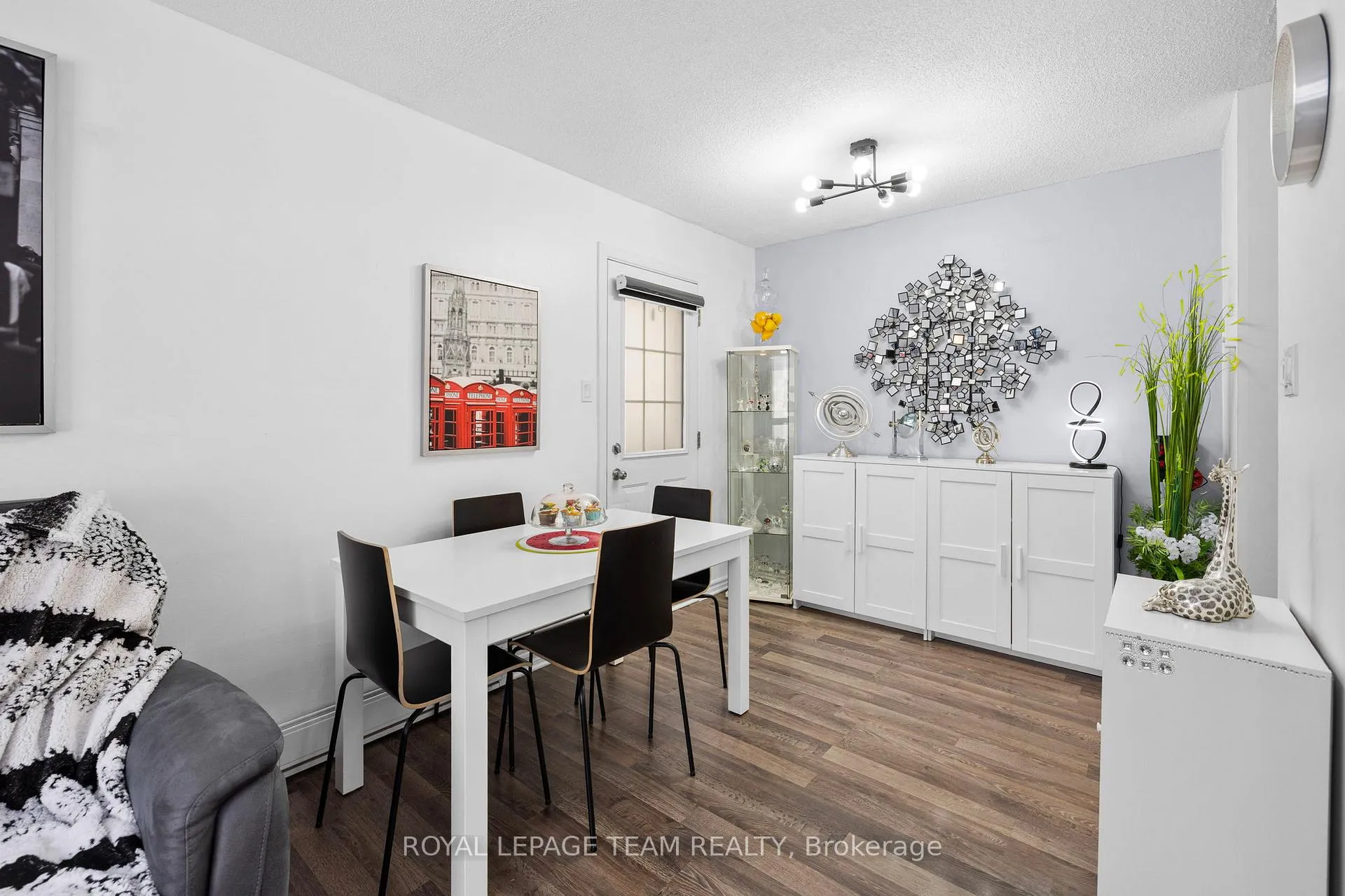 Photo 13 of Unit C, 41 Forester Crescent, Ottawa, Westcliffe Estates — HOMEH