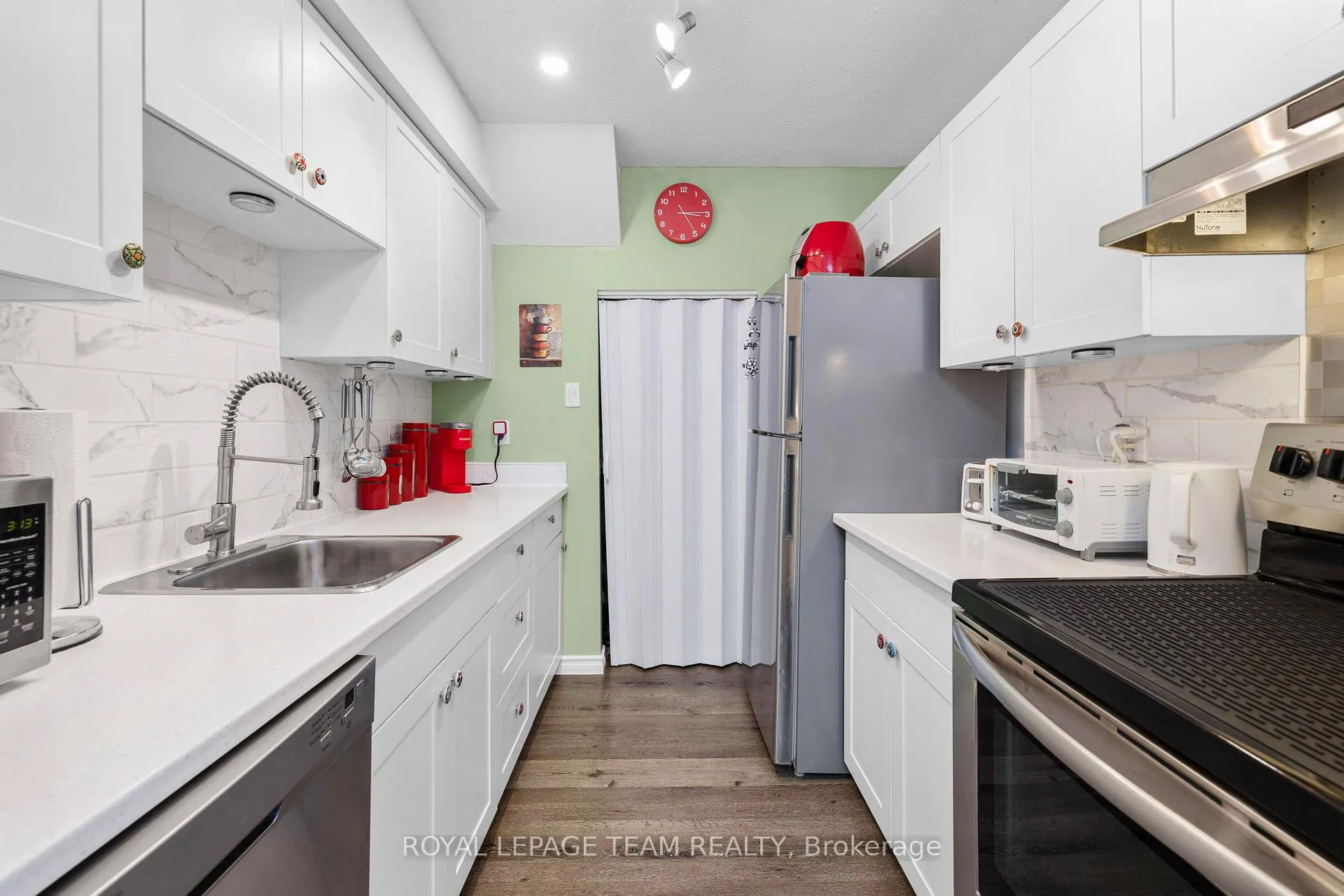 Photo 17 of Unit C, 41 Forester Crescent, Ottawa, Westcliffe Estates — HOMEH