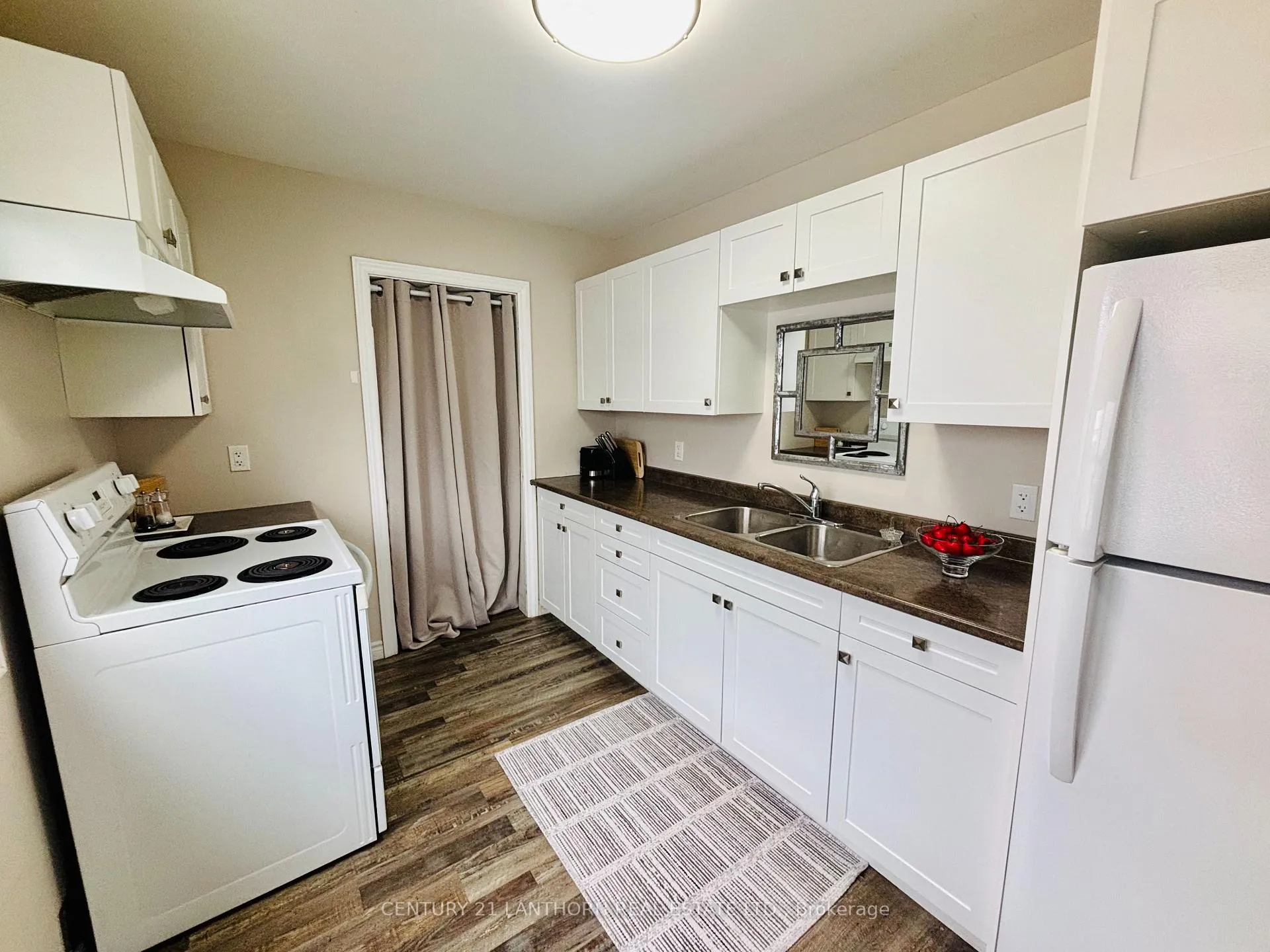 Photo 5 of 4 Weeks Avenue, Quinte West, Trenton Ward — HOMEH