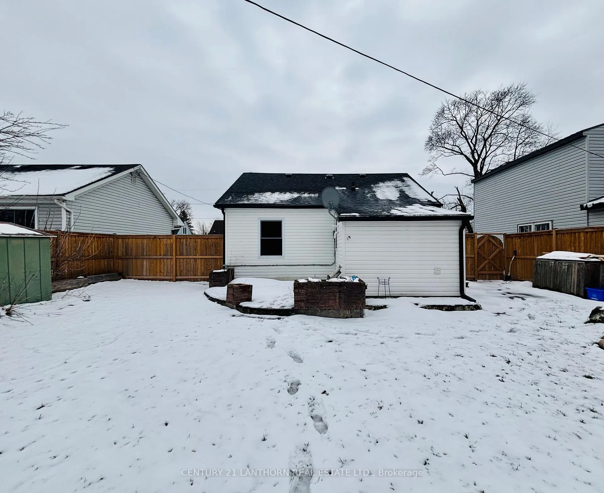 Photo 12 of 4 Weeks Avenue, Quinte West, Trenton Ward — HOMEH